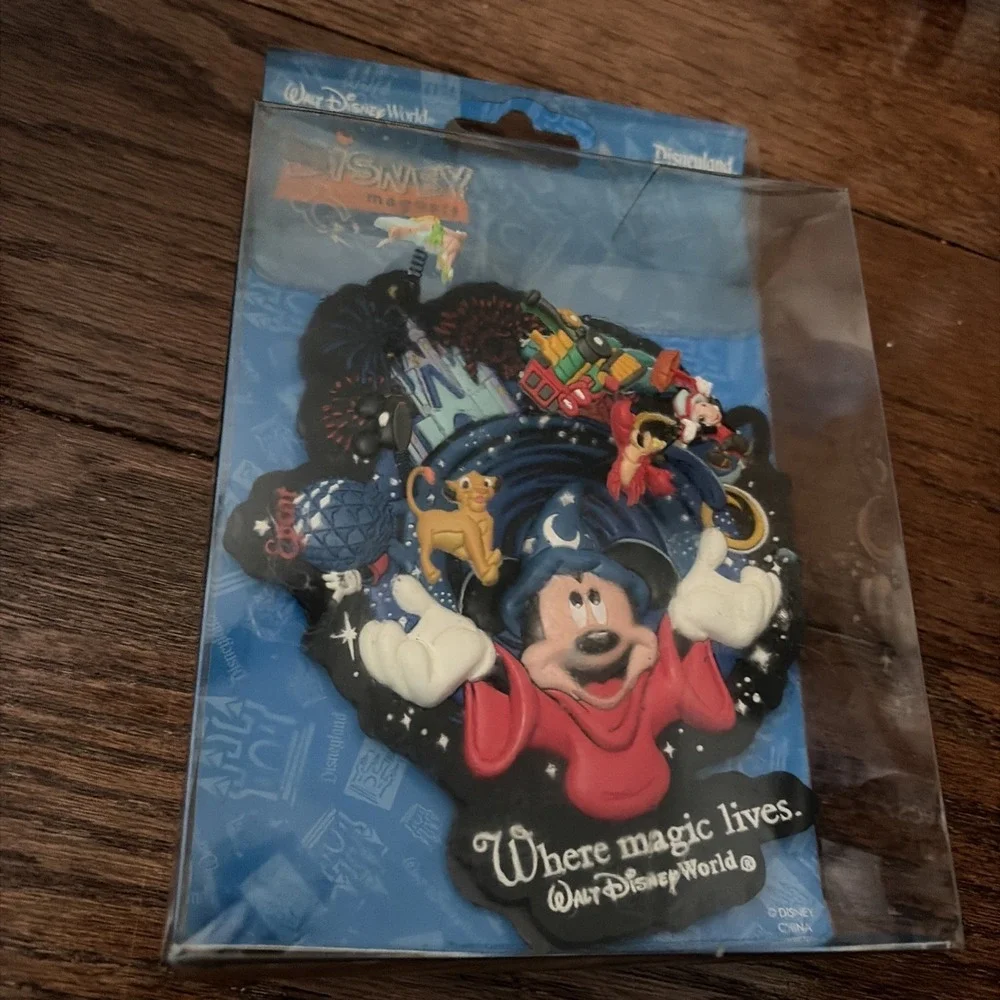 RARE –‎ DISNEY 3D MAGNET WORLD DISNEY WORD 